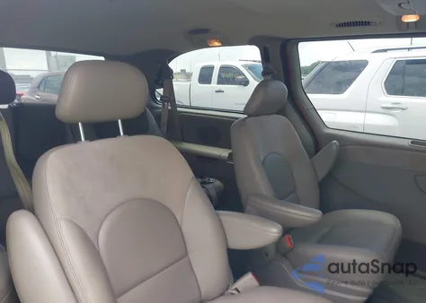 2003 Chrysler Town & Country Limited z USA, uszkodzony, nr VIN 2C8GT64L73R283261